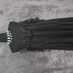 Shimmering Black Maxi Dress